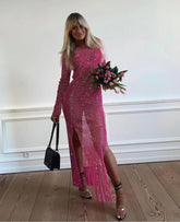 Vestido largo con abertura alta, malla y diamantes de imitación, cuello redondo